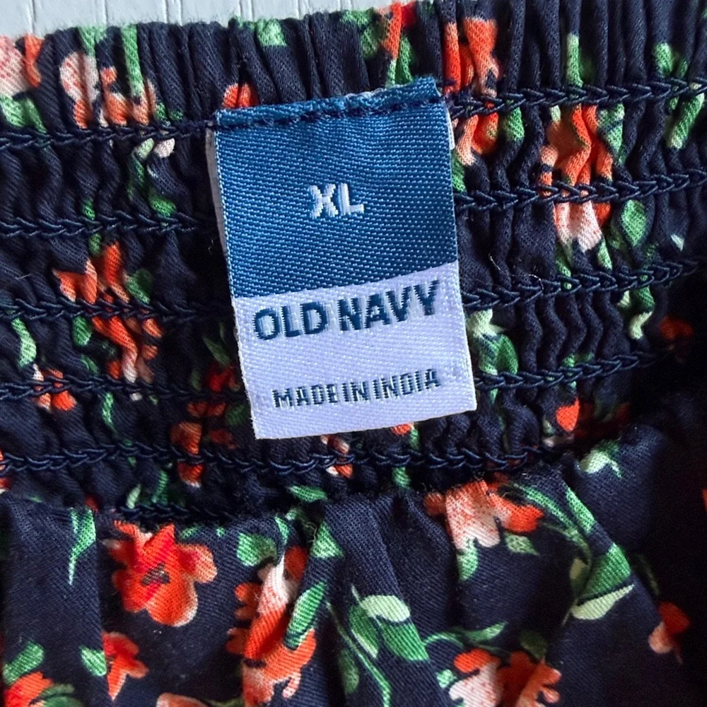 Old Navy Floral Cotton Puff Sleeve Babydoll Smocked Blouse Size XL Navy